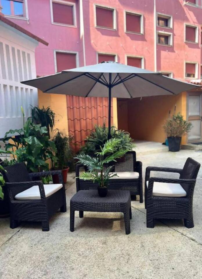 Apartamento Con Patio Cerca De La Playa Буеу Екстериор снимка